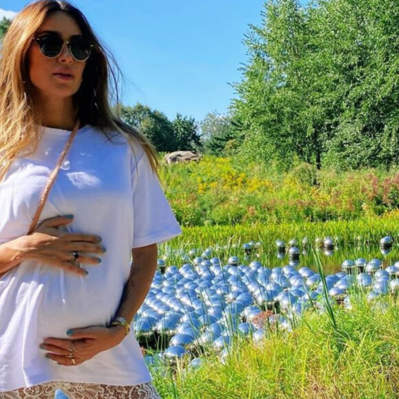 Grávida e cheia de estilo! Os looks de Thaila Ayala em viagem a Nova York