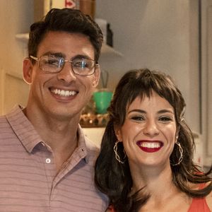 Novela 'Um Lugar ao Sol': Christian (Cauã Reymond) é apaixonado por Lara (Andreia Horta)