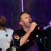 Chris Martin deu show com o Coldplay esta semana e, antes da música 'My Universe', do novo álbum, se declarou para Dakota Johnson