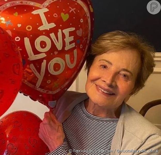 Glória Menezes comemora seu aniversário de 87 anos com almoço em família