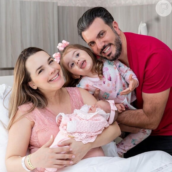 Thaeme Mariôto é casada com empresário Fábio Elias, com quem tem duas filhas