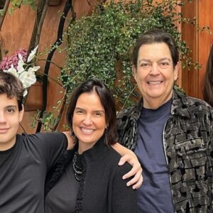 Faustão posa com filhos, mulher e genro em foto rara, em 24 de outubro de 2021