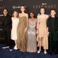Shiloh apareceu de vestido nas premiéres do filme 'Eternos', novo filme de Angelina Jolie  