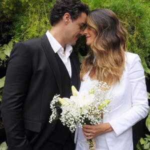 Marcella Fogaça compartilhou fotos da união com Joaquim Lopes