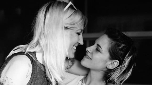 Kristen Stewart aceita pedido de casamento de roteirista. Detalhes da relação e fotos do casal!