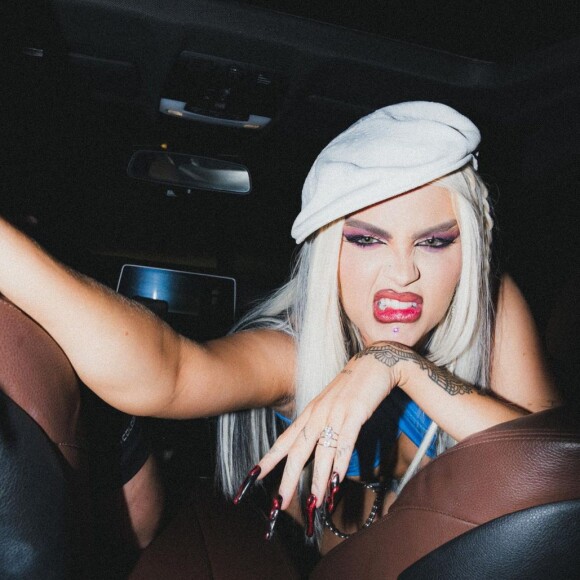 "DOCE 22", novo álbum de Luísa Sonza, é inspirado nos anos 2000