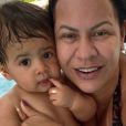 Mãe de Marília Mendonça está cuidando do neto, Léo, de quase 2 anos