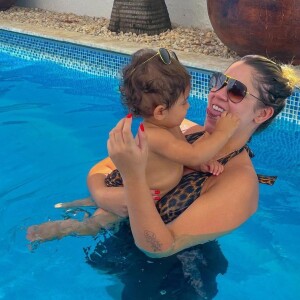 Marília Mendonça morreu na sexta-feira (5). A cantora tinha 26 anos e deixou o filho Léo, de 1 ano