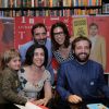 Maria Clara Gueiros prestigia o lançamento dos livros de Fernanda Torres e Gregório Duvivier 