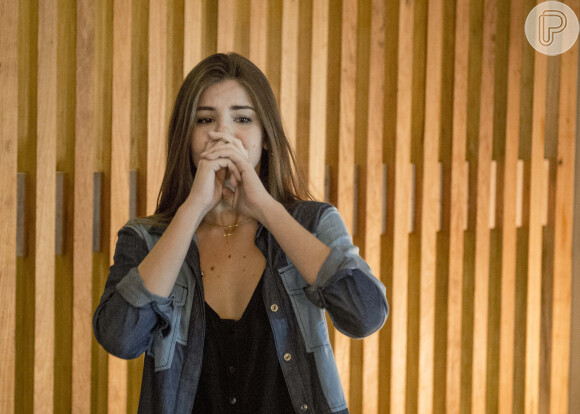 Camila Queiroz teria apresentado atestado médico para faltar às últimas gravações de 'Verdades Secretas 2'