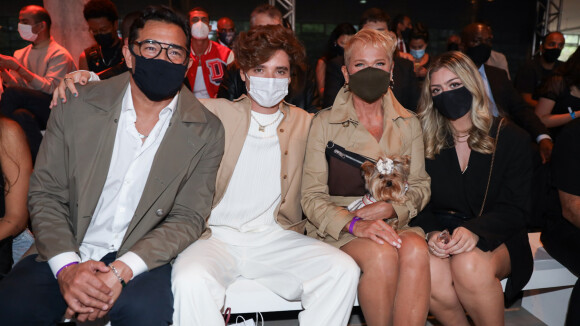 Xuxa, Luciano Szafir e João Figueiredo se sentam na 1ª fila para ver Sasha desfilando na SPFW. Fotos!