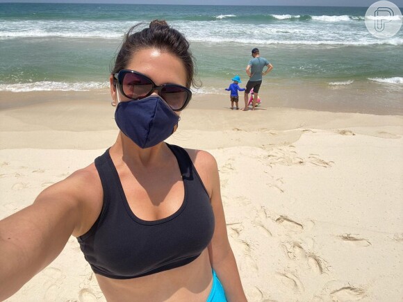 Thais Fersoza contou que ela e Michel Teló não dispensam o uso de máscara em lugares públicos
