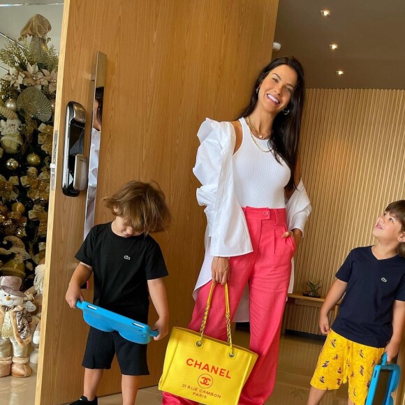 Recentemente, Andressa Suita chocou os seguidores com semelhança entre os filhos e ela