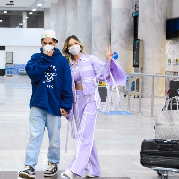 Conjunto lilás de Virgínia Fonseca: a youtubr é fã de peças confortáveis para viajar