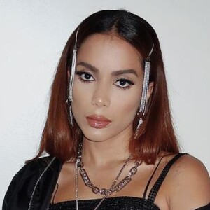 Anitta passou a ser seguida por Arrascaeta após revelar interesse
