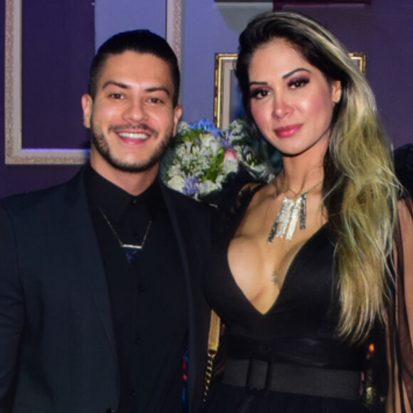 Mayra Cardi prestigiou festa de Gabi Martins acompanhada de Arthur Aguiar 