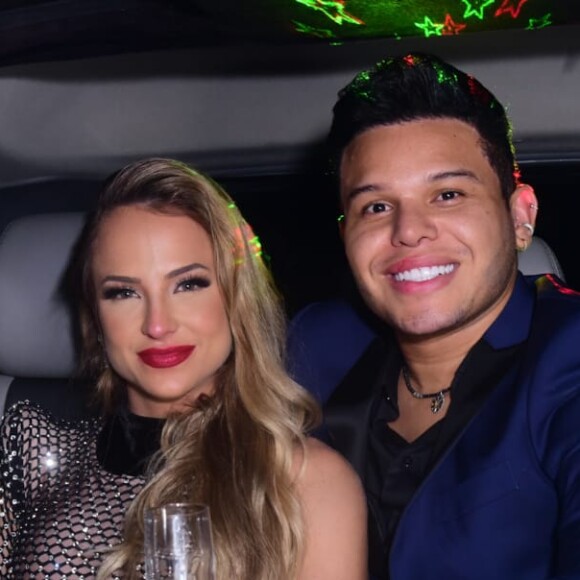 Mayra Cardi e Arthur Aguiar falaram sobre a relação deles com Gabi Martins e com o namorado dela, o cantor Tierry