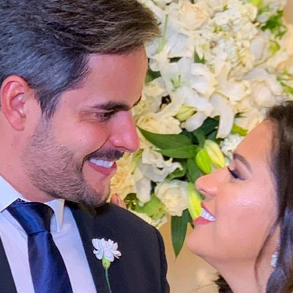 Casamento de Simone está em crise? Cantora e o marido Kaká Diniz se pronunciam