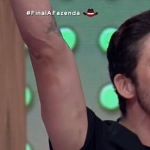 Rico Melquiades venceu 'A Fazenda 13' e conquistou o prêmio de R$ 1,5 milhão nesta quinta (16): 'Ainda não dormi'