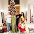 Deolane Bezerra também compartilhou algumas fotos com a família no Natal