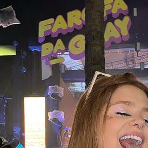 Réveillon 2022 dos famosos: Viih Tube explicou que também tentou ir ao banheiro antes do show de Dennis DJ, mas não conseguiu