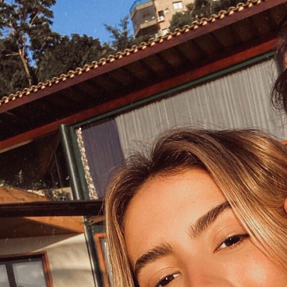 Gabi Brandt disse que brilho depende somente dela e não de Saulo Poncio