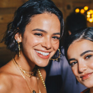 Bruna Marquezine marcava Boninho nas publicações que se referiam a Manu Gavassi no 'BBB'