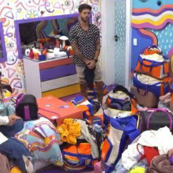 Briga de Bárbara e Rodrigo no 'BBB 22' começou quando ele foi ao quarto aconselhar ela, Laís e Eslovênia a prestarem mais atenção no jogo, após o discurso de Tadeu Schmidt no 1º paredão