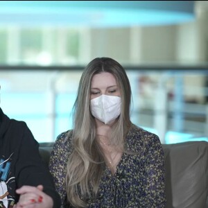 Na entrevista, Tiago Leifert confessou que chora escondido