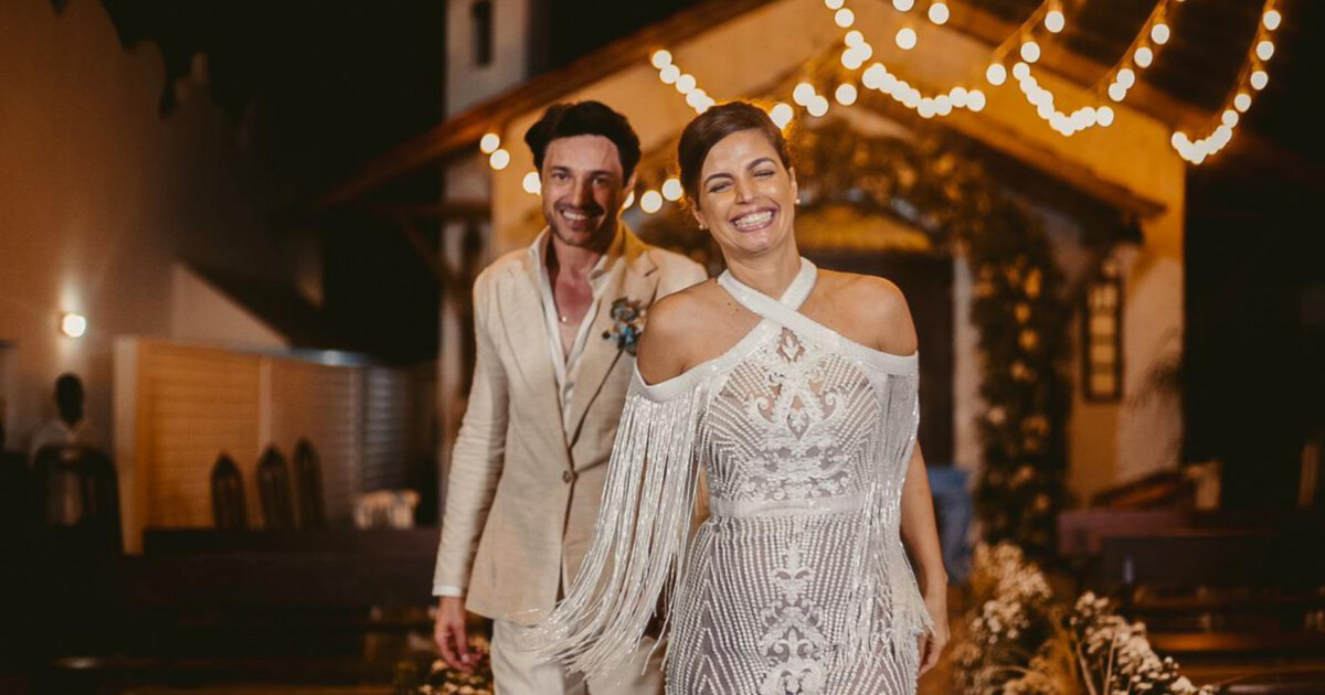 Casamento quase secreto? Com vestido de noiva curto, Anya Taylor-Joy é  flagrada por paparazzi ao se casar na Itália. Foto!: Fotos - Purepeople