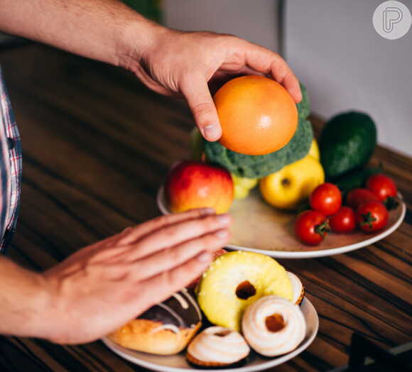 Priorizar frutas e fontes naturais de açúcar é uma forma inteligente de consumir esse ingrediente