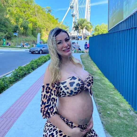 Andressa Urach viveu períodos conturbados após anunciar a gravidez