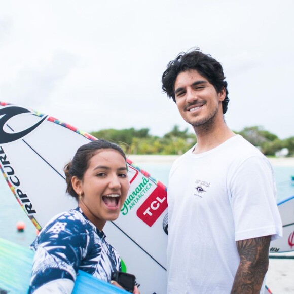 Gabriel Medina e Sophia Medina trocavam mensagens pelas redes sociais apesar da briga familiar