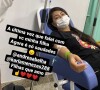 Paulinha Abelha aparece hospitalizada, deitada sob uma poltrona e tomando soro na veia em imagem compartilhada pela mãe, Josefa Menezes