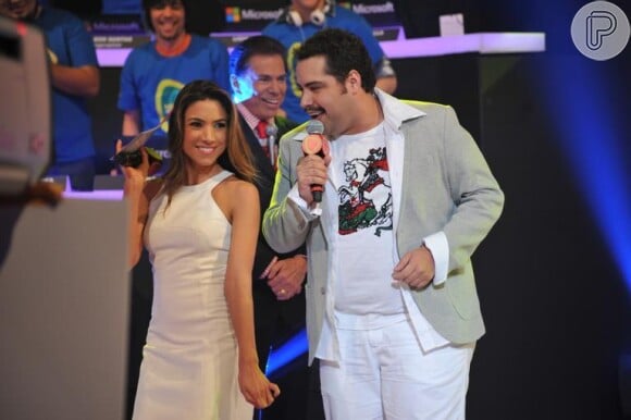 Patrícia Abravanel apareceu na Globo em comercial de banco que fazia alusão a Tiago Abravanel durante o BBB 22 e surpreendeu fãs, já que ela trabalha na emissora da família