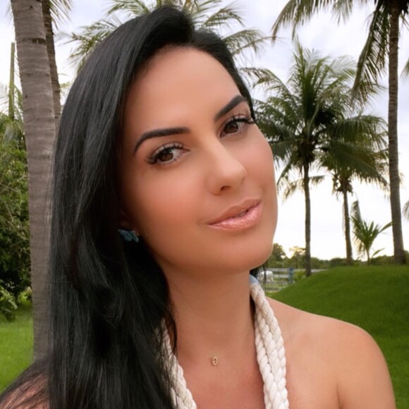 Graciele Lacerda foi criticada  pelo público por seu relacionamento com Zezé Di Camargo