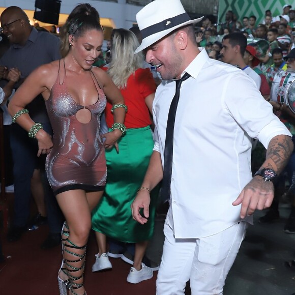 Paolla Oliveira e Diogo Nogueira deram show de samba no pé em ensaio da Grande Rio