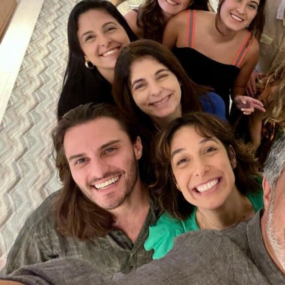 William Bonner comandou selfie no aniversário da esposa, Natasha Dantas