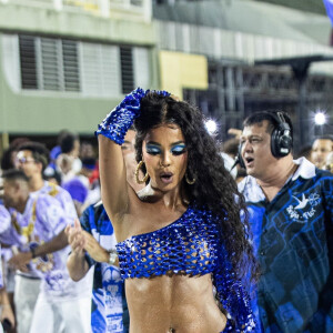 Brunna Gonçalves x Beija-Flor: na época, os desfiles ainda não tinham sido adiados para abril, o que poderia inviabilizar a participação da dançarina