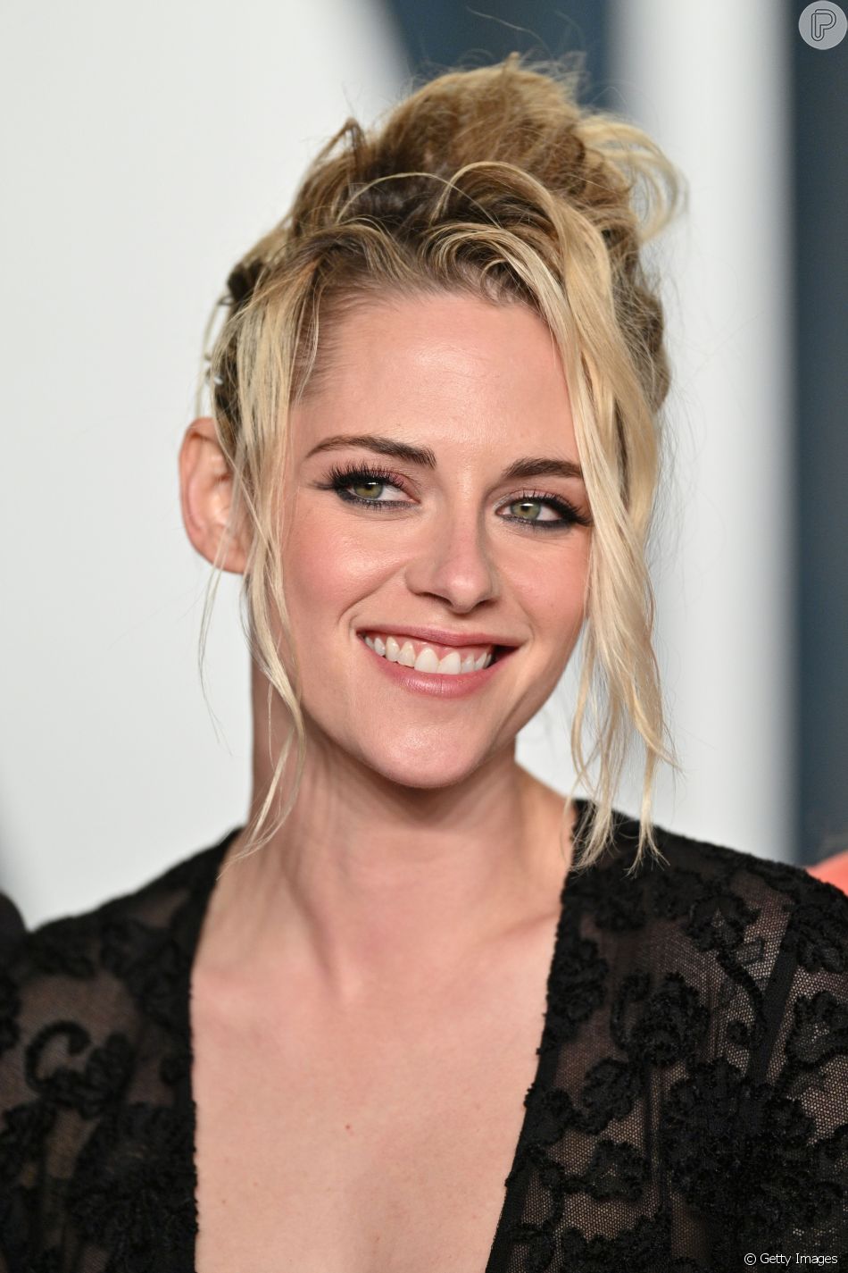 Maquiagem com olhos marcados: inspire-se nesse visual de Kristen Stewart