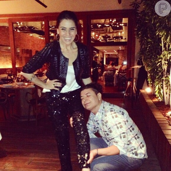 David Brazil publica foto dizendo estar apaixonado pela calça de Giovanna Antonelli