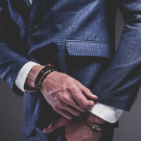 Moda masculina: empresário dá dicas de como se vestir bem no trabalho e truques de styling