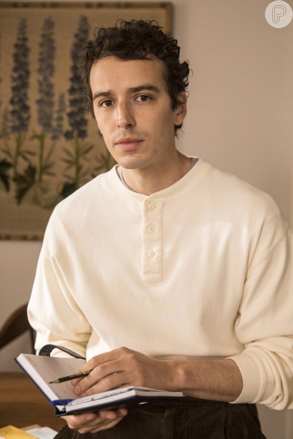 Antero (Leopoldo Pacheco) quer que a filha Madeleine (Bruna Linzmeyer) se case com Gustavo (Gabriel Stauffer) na novela 'Pantanal'