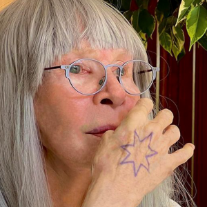 Rita Lee está curada de um câncer no pulmão, descoberto em maio do ano passado