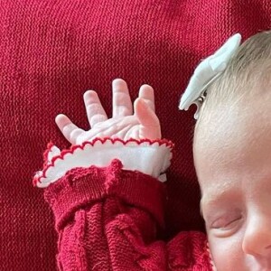 Ayla, filha de Bárbara Evans, nasceu no dia 3 de abril