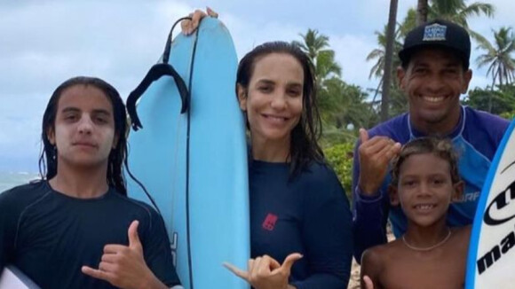 Filho de Ivete Sangalo surfa com a mãe e chama atenção em foto com cantora: 'Marcelo tá do seu tamanho'