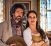 Leônidas (Eriberto Leão) ganha apoio de Heloísa (Paloma Duarte) ao revelar ter sido traído pela noiva e o pai, na novela 'Além da Ilusão'