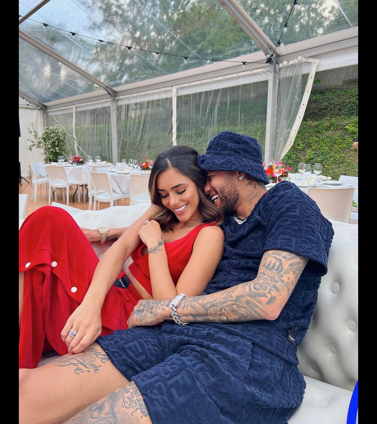 Foto Neymar e a namorada, Bruna Biancardi, estão juntos desde agosto