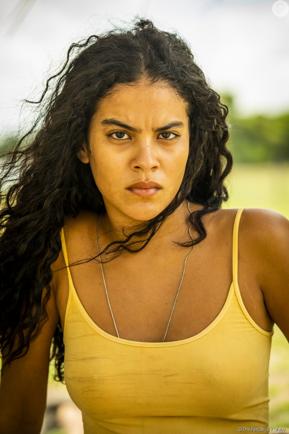 Muda (Bella Campos) faz promessa após atingir o Velho do Rio (Osmar Prado) achando que acertou uma onça na novela 'Pantanal'