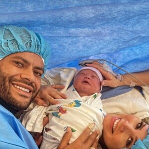 Camila Ângelo deu à luz Zaya recentemente